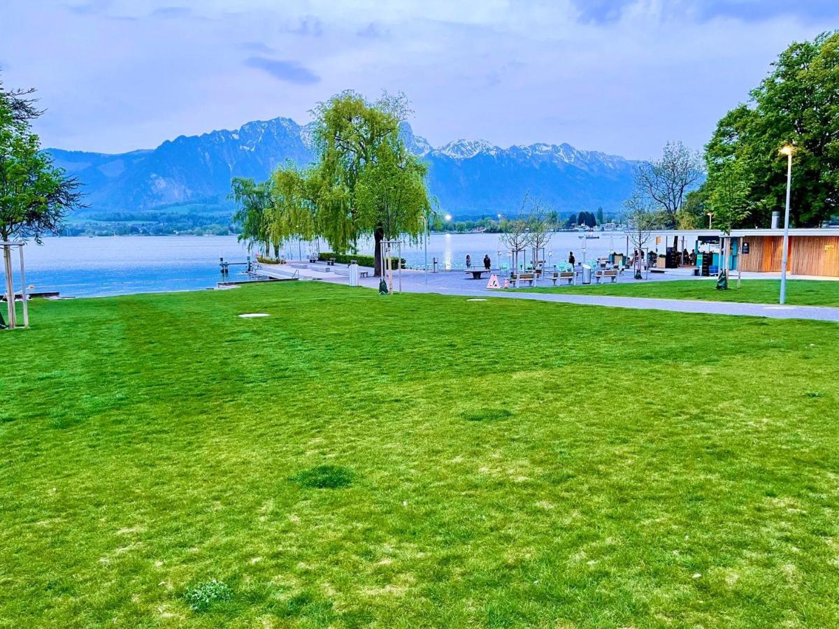 Schoene Ferienwohnung Mit Seeblick トゥーン エクステリア 写真