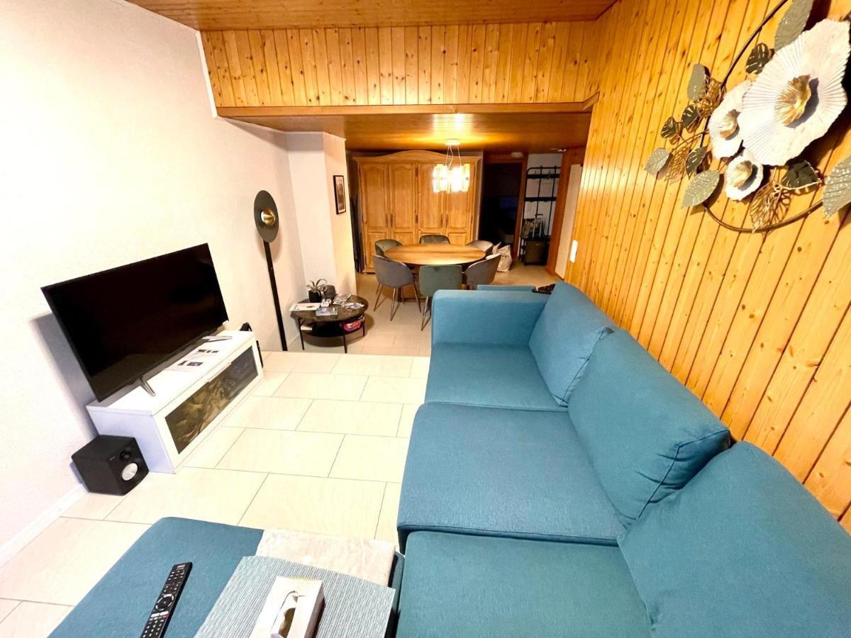 Schoene Ferienwohnung Mit Seeblick トゥーン エクステリア 写真